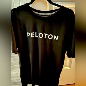Peloton workout shirt- unisex M. Brand new!